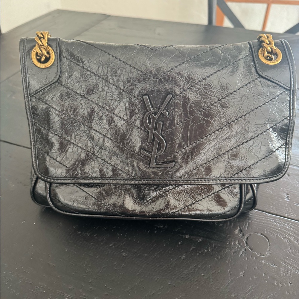 Ysl Niki medium